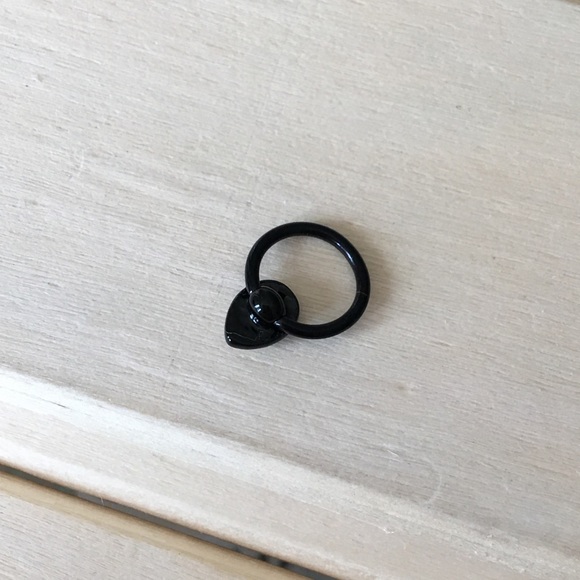 Holographic Alien Cartilage Hoop - Picture 2 of 3